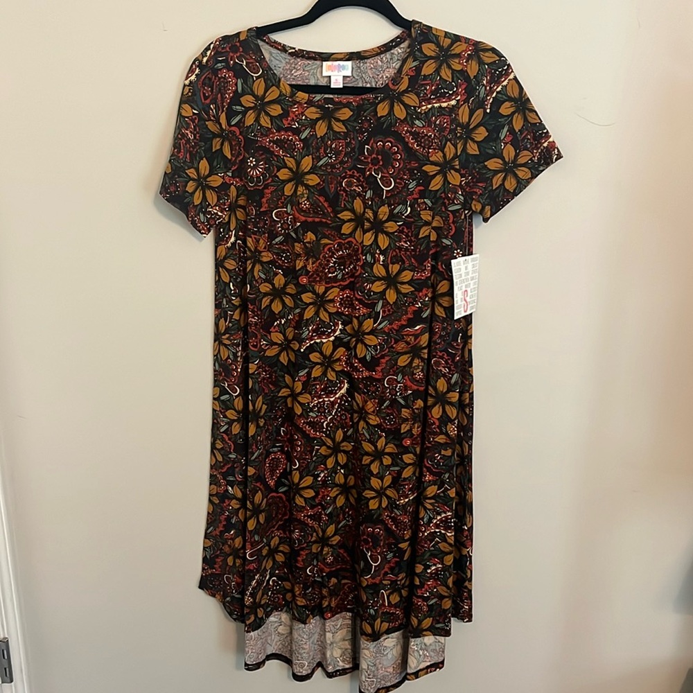 S Floral Carly LuLaRoe